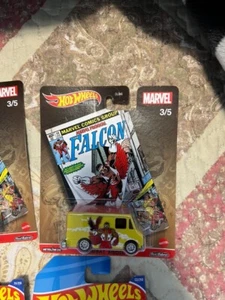 Hot Wheels Marvel Comic Group COMBAT MEDIC FALCON Real Riders Metal New 2021 - Picture 1 of 1