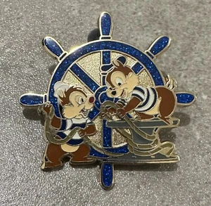 HTF Rare HKDL Chip and Dale Hong Kong Disneyland yacht Club Disney Pin - Picture 1 of 3