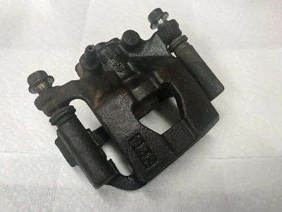 Núcleo de pinza de freno trasero Nissan Altima 2007, derecha (lado del pasajero), fundición OEM Foto 1 de 2