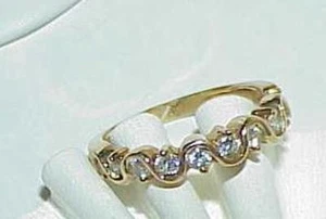 Cinturino anello con torsione S diamanti 14K .50Ct 10 modernista taglia 6,5 oro giallo fascia alta - Foto 1 di 1