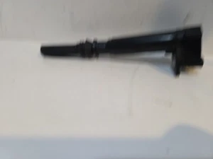 Ignition Coil Standard Motor Products UF631 - Picture 1 of 4