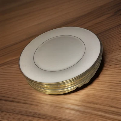 Lenox Bone China Millennial Eternal Collection Of Diner Plates -Limited Edition - Image 1 of 3