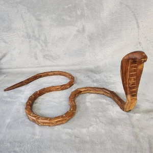 Vintage handgeschnitzte Holzkobra Gelenk Gelenk Volkskunst Statue Schlange Figur - Bild 1 von 10