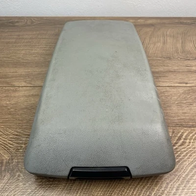 Dodge Charger Chrysler 300 2005-2007 gris claro consola central tapa reposabrazos OEM Foto 1 de 4