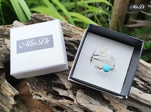 Handmade sterling silver adjustable wire ring with Turquoise Magnesite. - Imagen 1 de 9