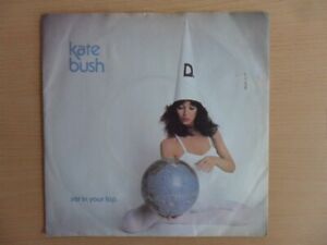 Kate Bush - Sat In Your Lap  (7" Vinyl)