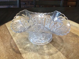 Vintage Art Deco Scalloped EdgeGlass Candy Dish - Picture 1 of 3