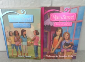 (2) Main Street - Softcover Chapter Books - Camden Falls & Best Friends - Foto 1 di 1