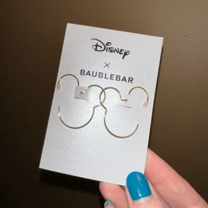 Disney x Baublebar Mickey Head Dainty Gold Color Hoop Earrings NWT - Picture 1 of 3