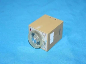 Omron H3M Timer Series E 100/110/120 VAC 5A - Picture 1 of 9