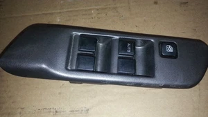 Nissan Primera P11 WP11 Electric Window Lifter Switch Left Switch - Imagen 1 de 3