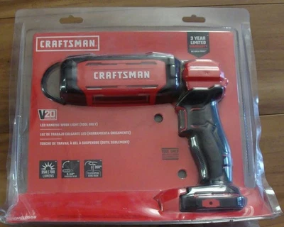 NIB,CRAFTSMAN V20 20-Volt Max 700-Lumen LED Rechargeable Flashlight. (TOOL ONLY) - Image 1 of 4