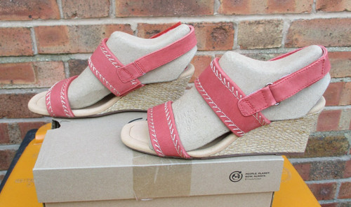 Sandali donna Clarks Kyarra rosa blush nabuk UK 7 nuovi con scatola