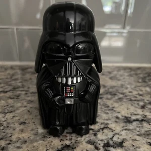 Disney Star Wars Darth Vader Flashlight Jakks Pacific Toys Gifts - Picture 1 of 5