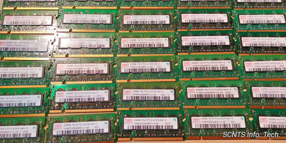 🔥🔥 Hynix 256MB HYMP532S64BP6-C4 PC2-4200S-444-12 Laptop Memory RAM - Image 1 of 1