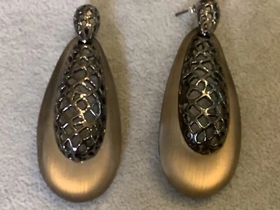 Brincos pendentes Alexis Bittar Smoky Lucite - Imagem 1 de 4