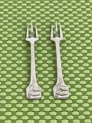 Bremer Silberschmied BSF Edelstahl 18/8 Stainless 2 Lemon/Pickle Forks - 6 1/8" - Image 1 of 4