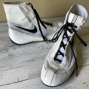 Scarpe/stivali da boxe Nike Machomai taglia 9,5 bianco/grigio/nero - Foto 1 di 10