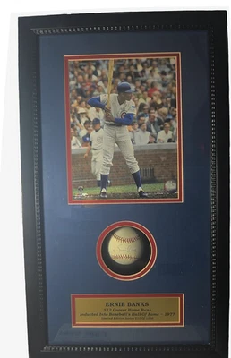Exhibición enmarcada de béisbol autografiada por Ernie Banks - Edición limitada 213/1000 - Certificado de autenticidad Foto 1 de 4