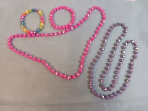 Lotto di 4 Divertenti Costumi Vintage Gioielli 2 Collane Colorate Con Perline & 2 Bracciali - Foto 1 di 7