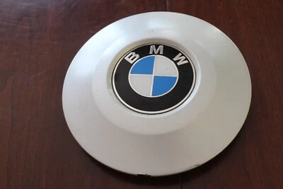 Tapa central de rueda BMW Serie 7 2002-2008 usada OEM 62411810 Foto 1 de 3