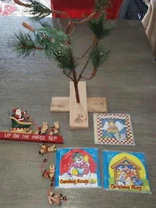 LOTE DE DECORACIONES DE NAVIDAD ESTANQUE DE PATINAJE OBRAS MUSICAL ÁRBOL CHARLIE MARRÓN CDS NIÑOS - Imagen 1 de 2