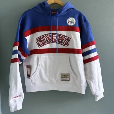 Mitchell & Ness Philadelphia 76ers White Head Coach Pullover Hoodie Small NWT - Imagem 1 de 4