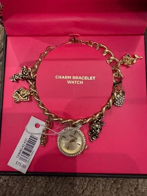 NUEVO CON ETIQUETAS Ed Hardy Dijes Tono Dorado Pulsera Reloj Redondo Dijes Tatuaje Foto 1 de 4