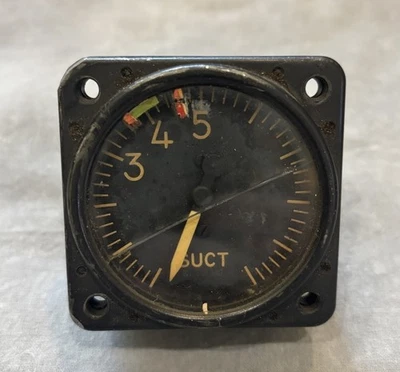 Antiguo medidor de succión de aviación militar de Estados Unidos parte no. MIL-G-7734 AN5771T5A Foto 1 de 4