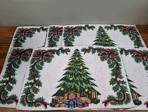 Lote De Seis TAPICES NAVIDAD MANTELES 18"X12" Cinta Árbol Regalos Evergreen  - Imagen 1 de 11