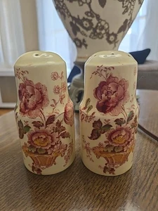 Charlotte Royal Crownford English Salt And Pepper Shakers . - Picture 1 of 9