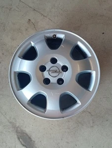 Llanta de aluminio Opel Vectra B 6x16 ET44 - Imagen 1 de 4