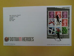 FOOTBALL HEROES  - ISSUED 09.05.2013