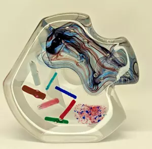 Escultura abstracta posmoderna de vidrio biomórfico de Bohemia República Checa de colección - Imagen 1 de 12