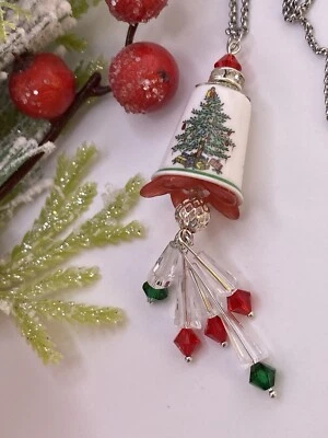 Collar de dedal de Navidad de porcelana hecho a mano único collar de árbol de Navidad Foto 1 de 4