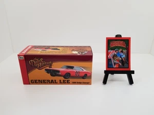 Dodge Charger Dukes of Hazzard General Lee 1969 Auto World scala 1:43 +Locandina - Foto 1 di 24
