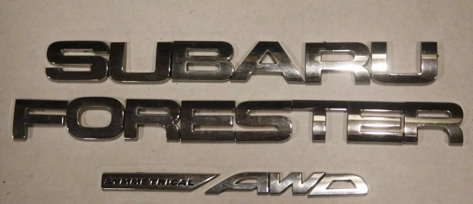 Subaru Forester 2009-2013 AWD elevador trasero puerta trasera tapa emblema conjunto cromo Foto 1 de 1