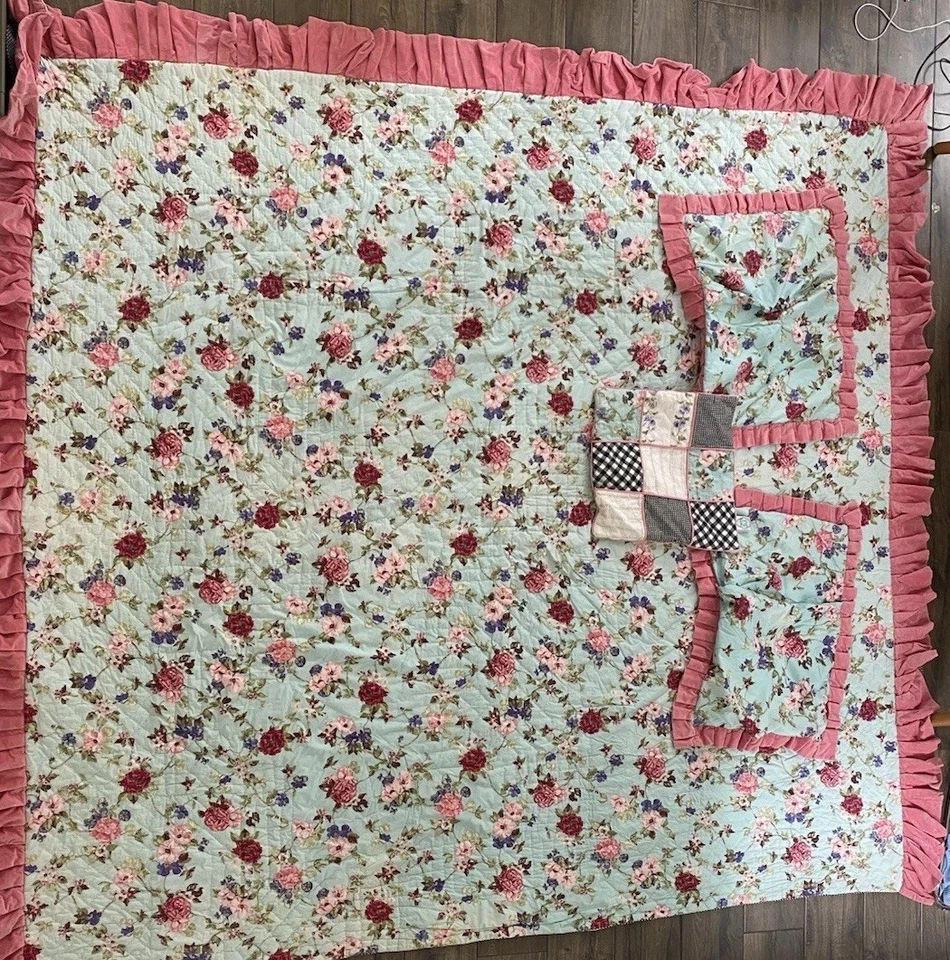 Edredón Tracy Porter tamaño king algodón floral retazos reversible terciopelo ribete farsa Foto 1 de 4