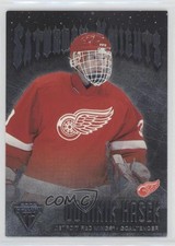 2001-02 Pacific Private Stock Titanium Saturday Knights Dominik Hasek #5 HOF