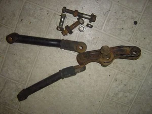 1982 KAWASAKI KDX175 REAR SHOCK LINKAGE REAR WITH BOLTS - Bild 1 von 1