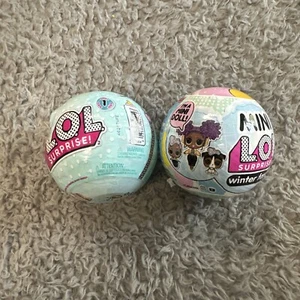 2 LOL Surprise! WINTER MINI FAMILY Series 2 Surprise 2021 8+ Surprises New - Picture 1 of 1
