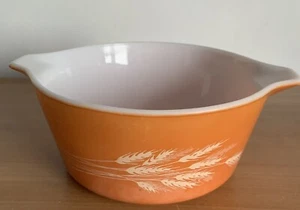 Vintage Pyrex Autumn Harvest Bowl Casserole Orange Wheat 750ML Made In USA - Picture 1 of 11