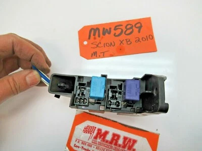 КОНЕЦ ЖГУТА ПРОВОДОВ РАЗЪЕМА РЕЛЕ ПРЕДОХРАНИТЕЛЯ подходит для 08 09 10 11 12 13 SCION XB - Изображение 1 из 4