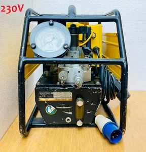 Enerpac TQ700I Electric Hydraulic Pump For hydraulic Torque Wrench 700 Bar 230V - Picture 1 of 9