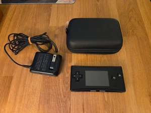 Nintendo GameBoy Micro Negro con Cargador - Buen Estado. - VENDEDOR DE ESTADOS UNIDOS - Imagen 1 de 8