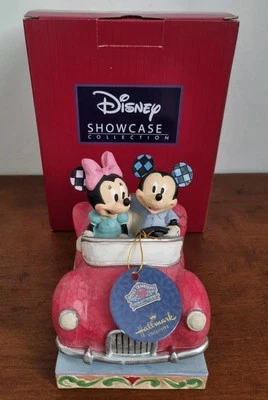 ENESCO DISNEY TRADITIONS by Jim Shore Hallmark Mickey & Minnie SHOWCASE NUOVA - Immagine 1 di 4