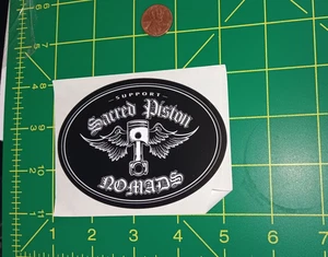 Sacred Piston Oval Vinyl Aufkleber Support Motorrad Autoaufkleber Schwarz Weiß - Bild 1 von 1