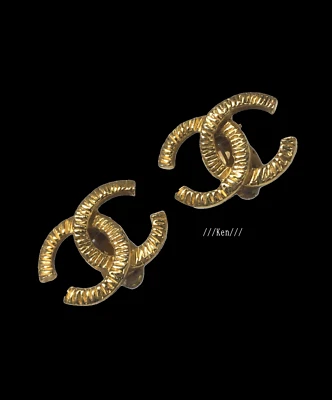 CHANEL Earrings Coco Logo CC Gold Vintage Rare 3x2cm LOGO MEDAL Gift Clip on F/S - Image 1 of 4