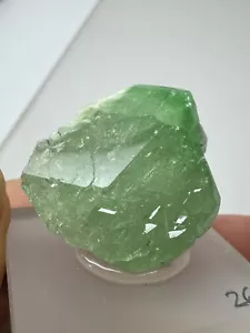 TSAVORIT Kristall (10.5gr) Tsavorith/ Tsavorite Crystal, Merelani Tanzania - Bild 1 von 6