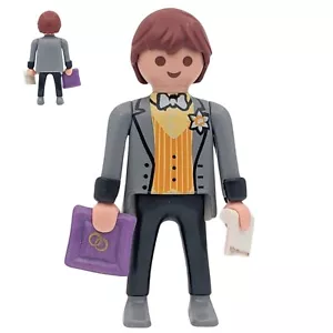 Playmobil figura hombre con traje y anillos joyero para ciudad - Imagen 1 de 1